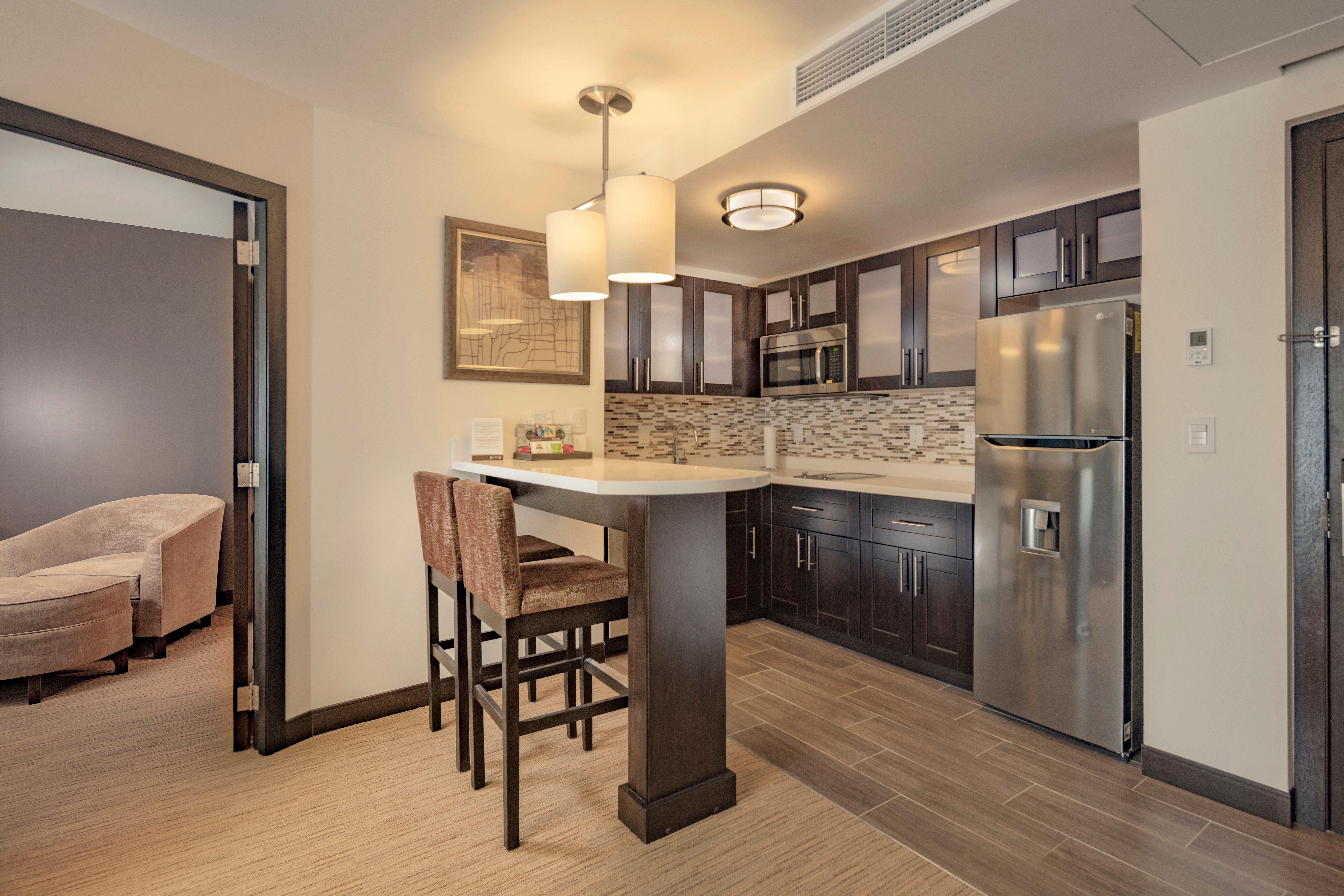 Staybridge Suites - Irapuato By Ihg Eksteriør bilde