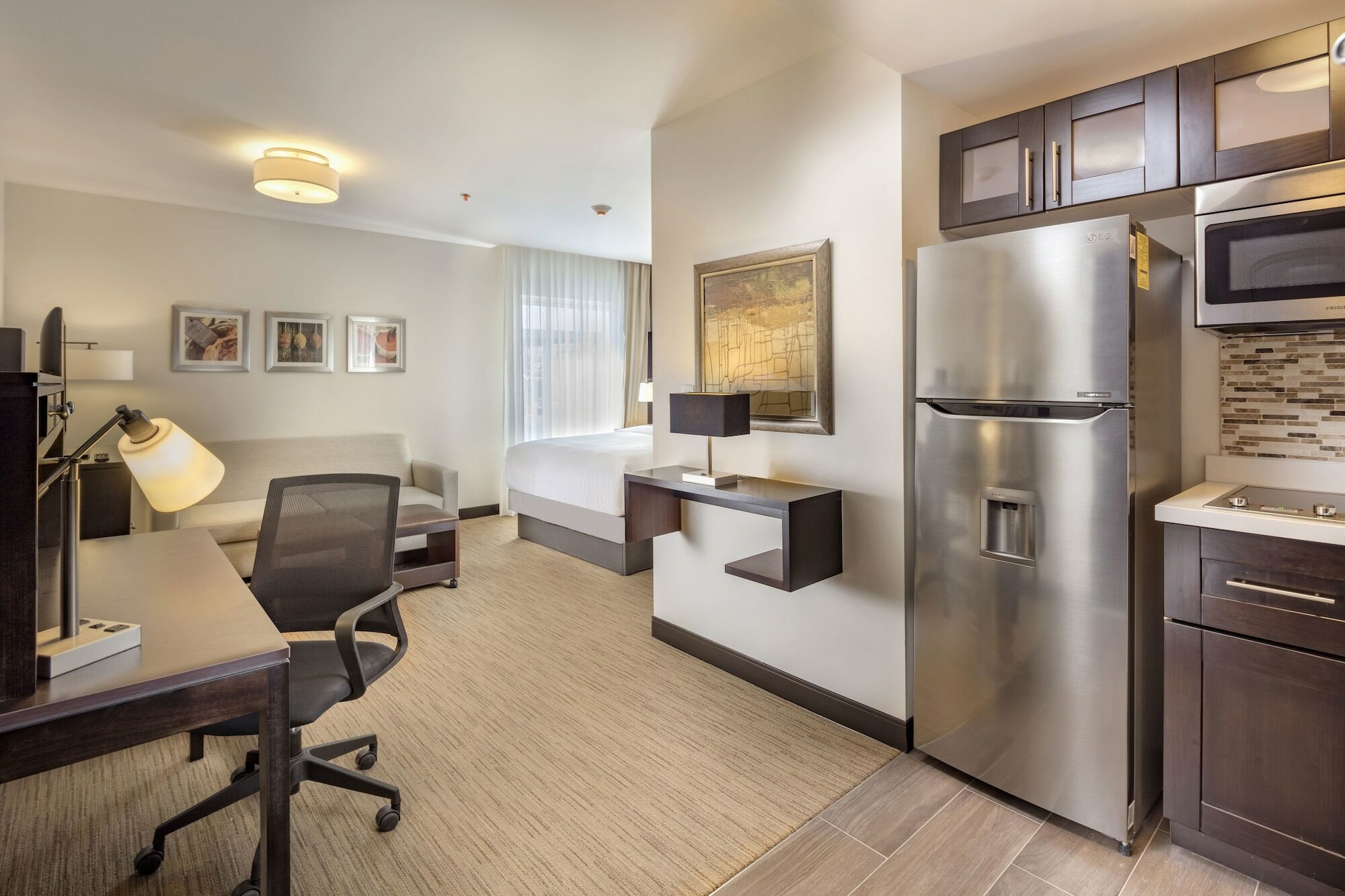 Staybridge Suites - Irapuato By Ihg Eksteriør bilde